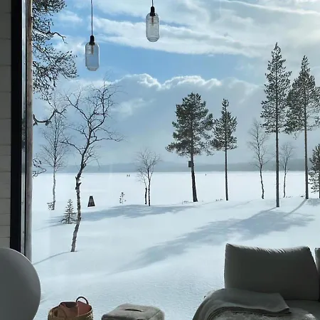 Villa Polaris