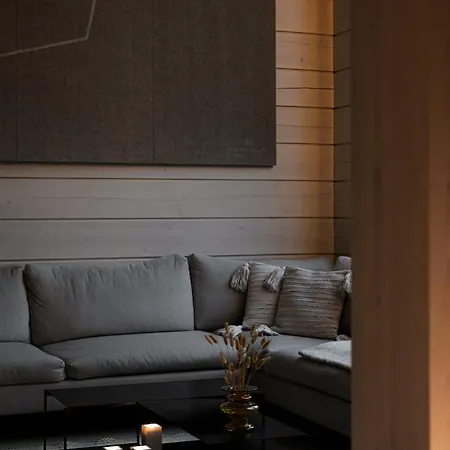 Polaris Villa